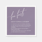 Lila Minimalistische Fun Facts Wedding Napkins Serviette (Vorderseite)