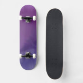 Lila Mist Abstrakt Skateboard (Vorderseite)