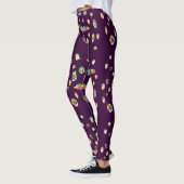 Lila mit gemischten Farbmustern Leggings (Links)