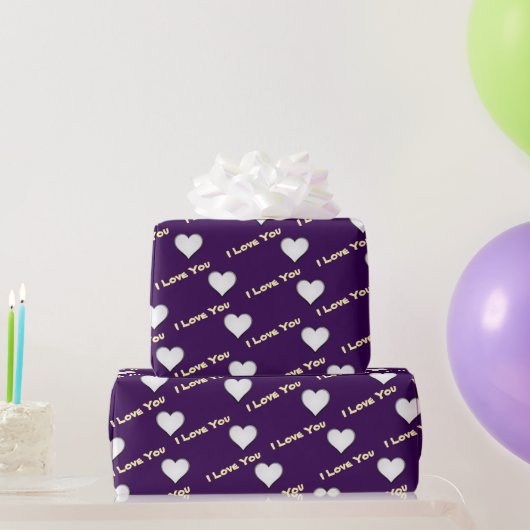 Lila mit weißem Herzen Geschenkpapier (Partygeschenke)