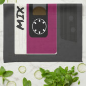 Lila Mix-Tape - 80er und Retro-Inspiriert Geschenk Geschirrtuch (Gefaltet)