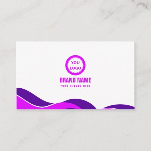 Lila modernes Elegant Visitenkarte (Vorderseite)