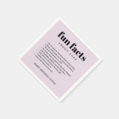 Lila, modernes Minimal Fun Fakten Geburtstag Serviette (Ecke)