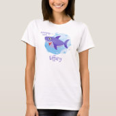 Lila Mommy Shark T-Shirt (Vorderseite)