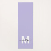 Lila Monogramm für den Anfangsnamen Yogamatte (Rückseite)