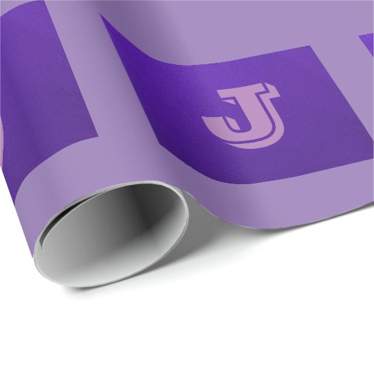 Lila Monogramm Geschenkpapier (Rolleneckpunkt)
