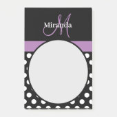 Lila Monogramm Schwarz-weißer Polka-Dot Post-it Klebezettel (Vorderseite)