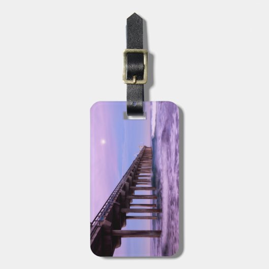 Lila Morgenröte Gepäckanhänger (Vorderseite vertikal)