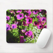 Lila Mum und weiße Blume Mousepad (Mit Mouse)