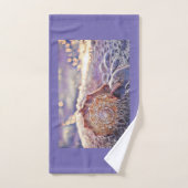 Lila Muschel im Meeresbild Handtuch (Handtuch)