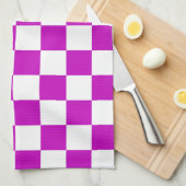 Lila Muster eines Karos Geschirrtuch (Viertel Falte)