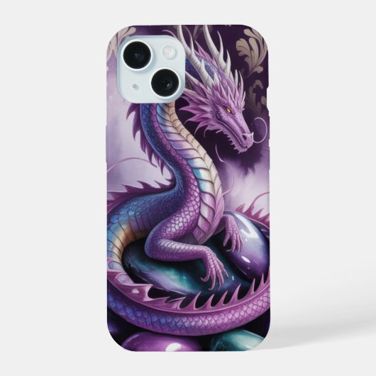 Lila Mystischer Drache Gothic iPhone 15 Hülle (Rückseite)