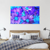 Lila N Türkise Daisies Wrapped Canvas Print Leinwanddruck (Insitu (Schlafzimmer))