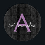 Lila Name der Girl-Monogram-Datei Schneidebrett<br><div class="desc">Lila und schwarze einfache Script Monogram Name Cutting Board. Dies macht den perfekten Abschluss,  Geburtstag,  Hochzeit,  Brautparty,  Jubiläum,  Babydusche oder Junggeselinnen-Abschied Geschenk für jemanden,  die Lieben glamourösen Luxus und schicke Stile.</div>