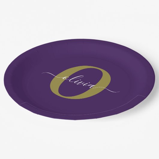 Lila Name für Monogramm-Skripte Pappteller (Schrägansicht)