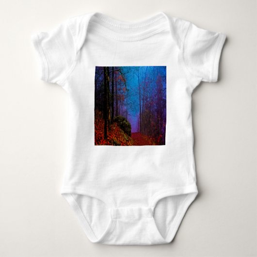 Lila Nebel aus gestrichenem Wald Baby Strampler (Vorderseite)