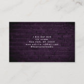 Lila Neon Spray Tan an der Ziegelwand Visitenkarte (Rückseite)