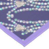 Lila Ocean Mermaid Tischdecke (Schrägansicht)