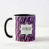 Lila oder rosa Zebrastreifen Monogramm Tasse (Links)