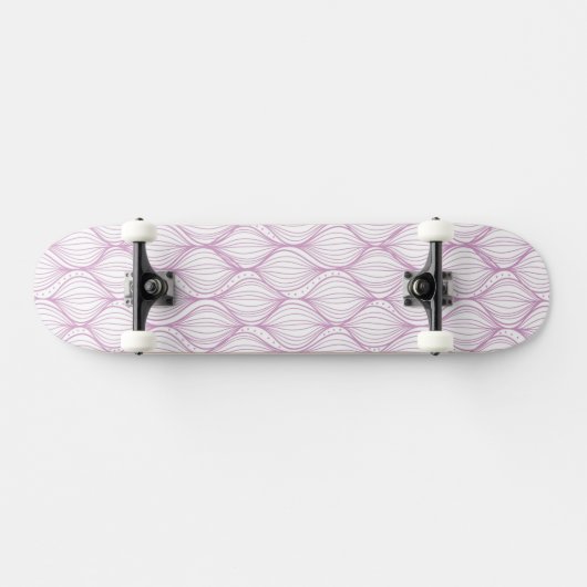 Lila ogee stripes Musterhintergrund Skateboard (Horizontal)