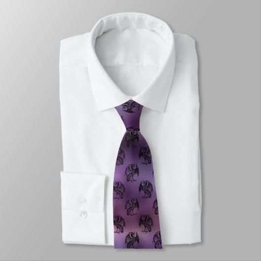 Lila Ombre mit Black Dragons Neck Tie Krawatte (Gebunden)
