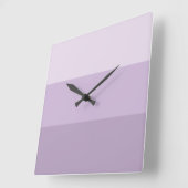 Lila Ombre Streifen Quadratische Wanduhr (Winkel)