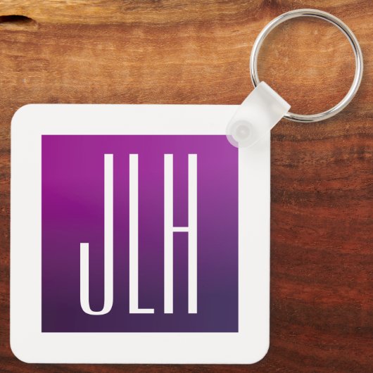 Lila Ombre- und White-Initialen oder andere Texte Schlüsselanhänger (Rückseite)
