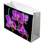 Lila Orchidee Große Geschenktüte (Rückseite Schrägansicht)