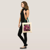 Lila Orchidee und Gartenfarben Tragetasche (Vorderseite (Model))