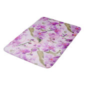 lila Orchideen-Blumenmuster Badematte (Schrägansicht)