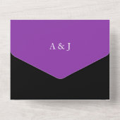 Lila Paar in einer Einladung (Rückseite)