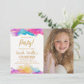 Lila Paint Birthday Einladungen mit Foto (Stehend Vorderseite)