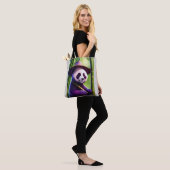 Lila Panda im Bambus – Süße Waldmütze Tasche (Am Model)