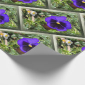 Lila Panik Geschenkpapier (Ecke)