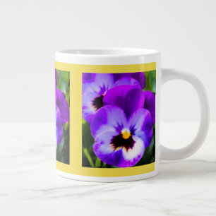 Lila Pansy-Gelb-Schale Jumbo-Tasse