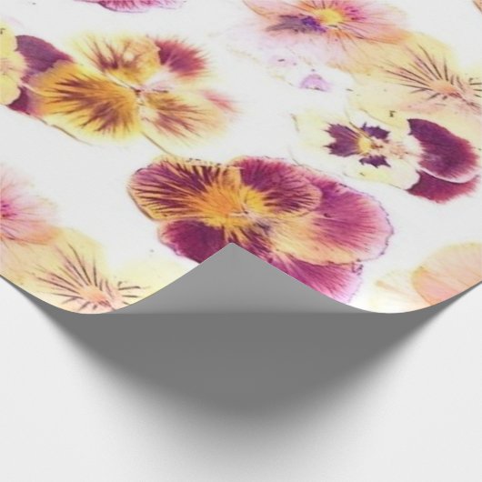 Lila Pansy Geschenkpapier (Ecke)