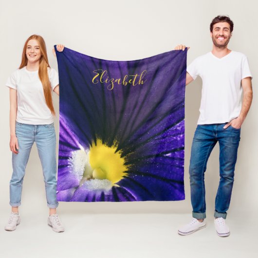 Lila Pansy-Makro-Foto elegant Fleecedecke (Beispiel)