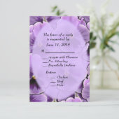 Lila Pansy mit Entree Choice RSVP Card Karte (Stehend Vorderseite)