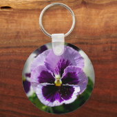 Lila Pansy Nah Up Schlüsselanhänger (Vorderseite)