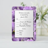 Lila Pansy RSVP Card mit Entree Choice Karte (Stehend Vorderseite)