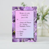 Lila Pansy RSVP Card mit Entree Choice Karte (Stehend Vorderseite)