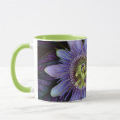Lila Passion Blume Blossom individuell anpassbar Tasse (Links)