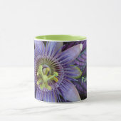 Lila Passion Blume Blossom individuell anpassbar Tasse (Zentrum)