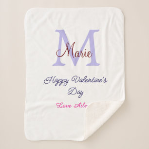 Lila Pastell Frohen Valentinstag rosa Monogramm  Sherpadecke