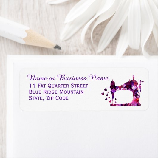 Lila Patchwork-Quilt-Nähmaschine (Insitu)