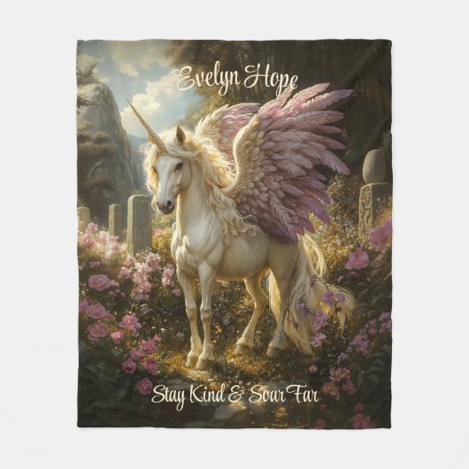 Lila Pegasus Celtic Stone Circle Mythisches Pferd Fleecedecke (Vorderseite)