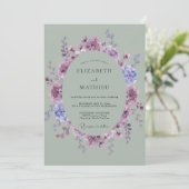 Lila Periwinkle Kranz Hochzeit Einladung (Stehend Vorderseite)