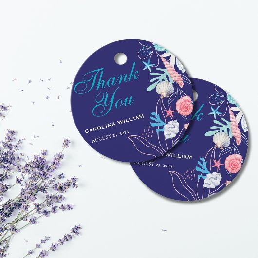 Lila Perle unter der Babydusche Geschenkanhänger