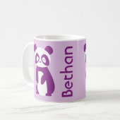 Lila personalisierte Tasse des Panda-(irgendein (Vorderseite Links)