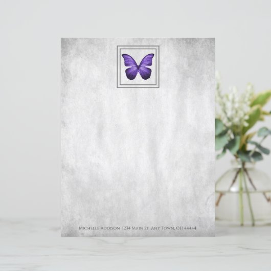 Lila Personalisiertes Butterfly-Papierblatt (Stehend Vorderseite)